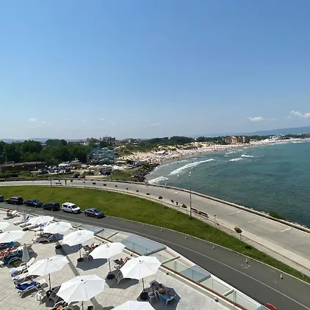 Paradiso B 209 Private Sea View